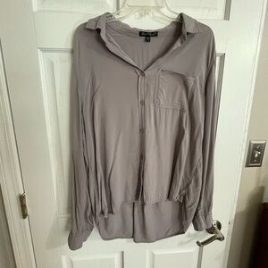 Velvet Heart  gray long sleeve button down shirt